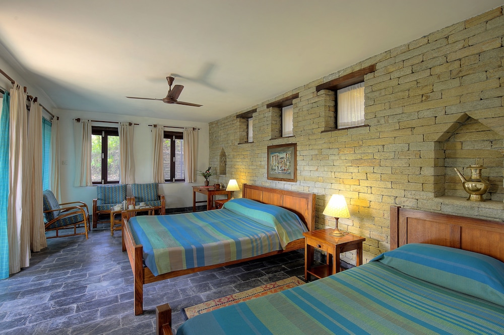 Tiger Mountain Pokhara Lodge 11/40