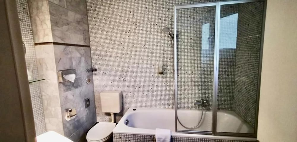Alfa Hotel Berlin 49/50
