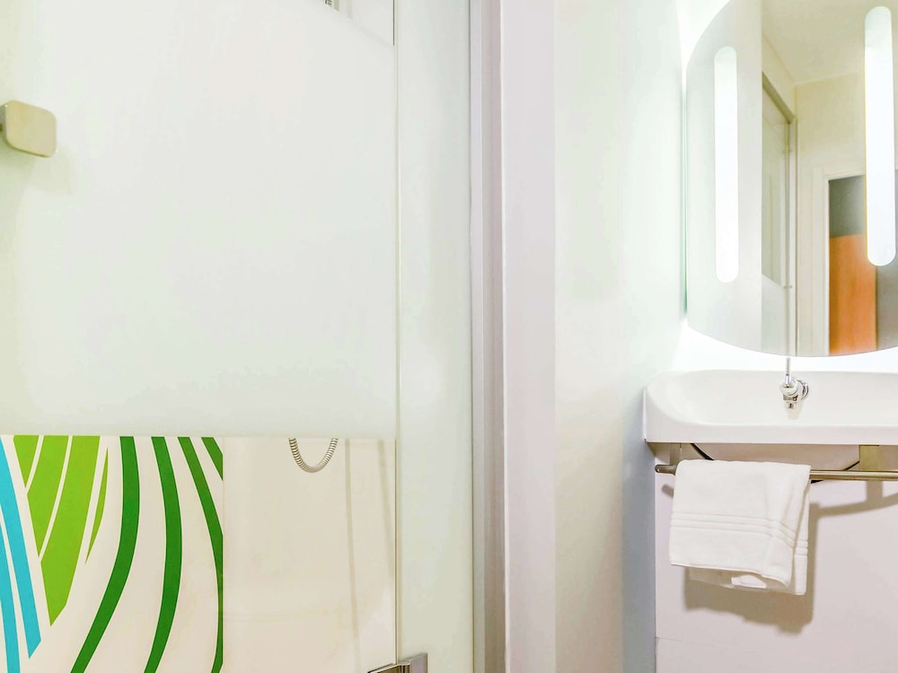 Ibis Budget Saint Martin De Crau Porte De Camargue 57/57