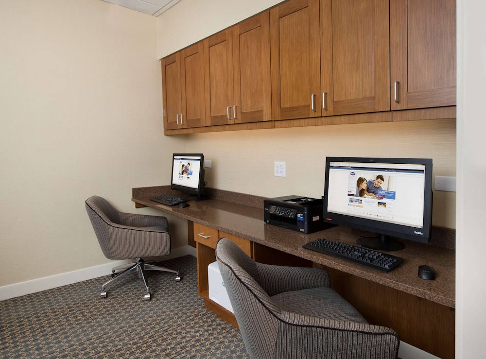 Hampton Inn & Suites Braselton 48/57
