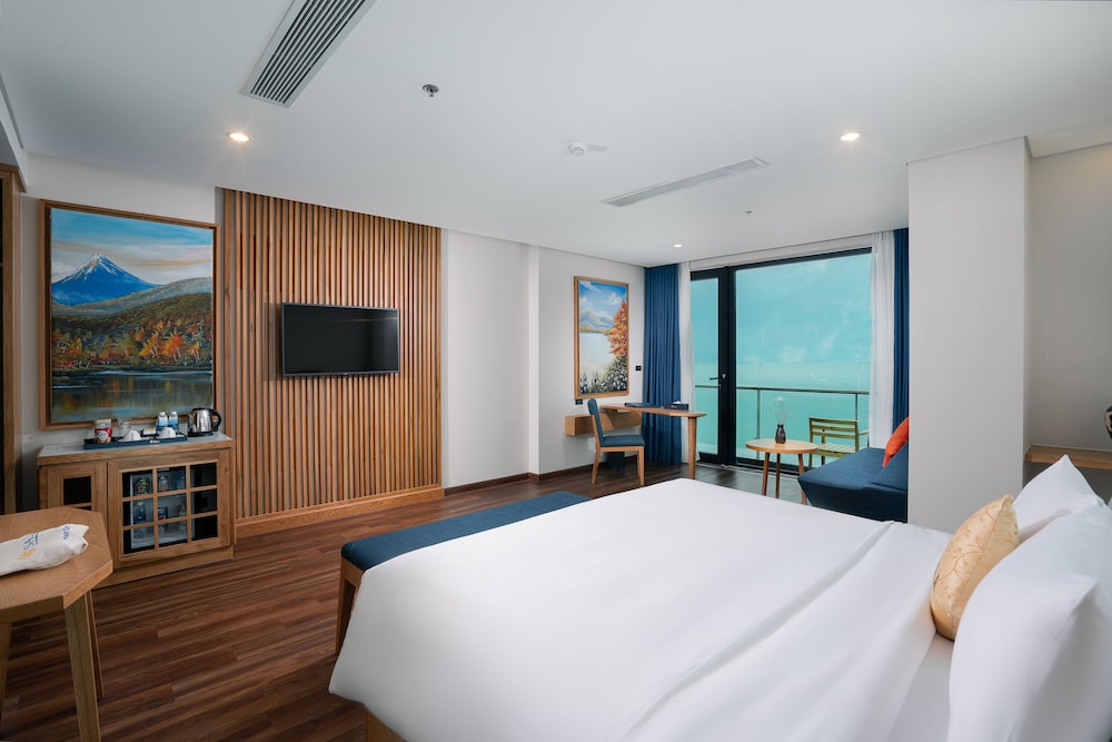 Sala Danang Beach Hotel 34/75