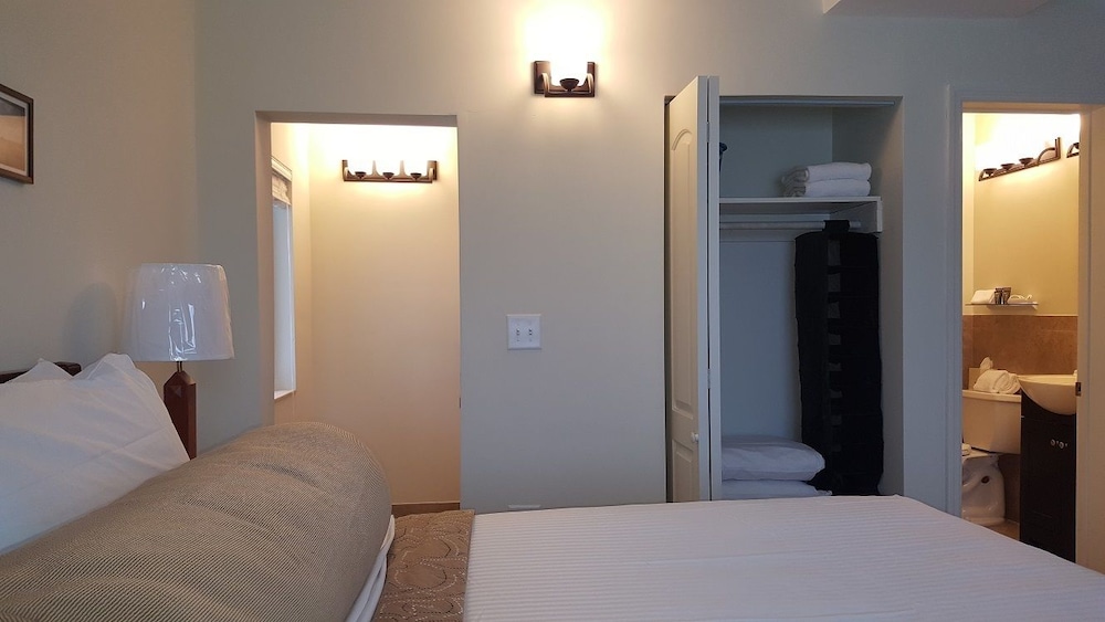 Le Cabanon Motel 17/50