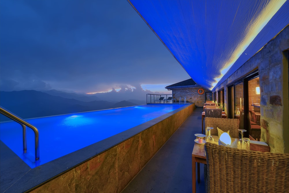 Sarangkot Mountain Lodge 22/45