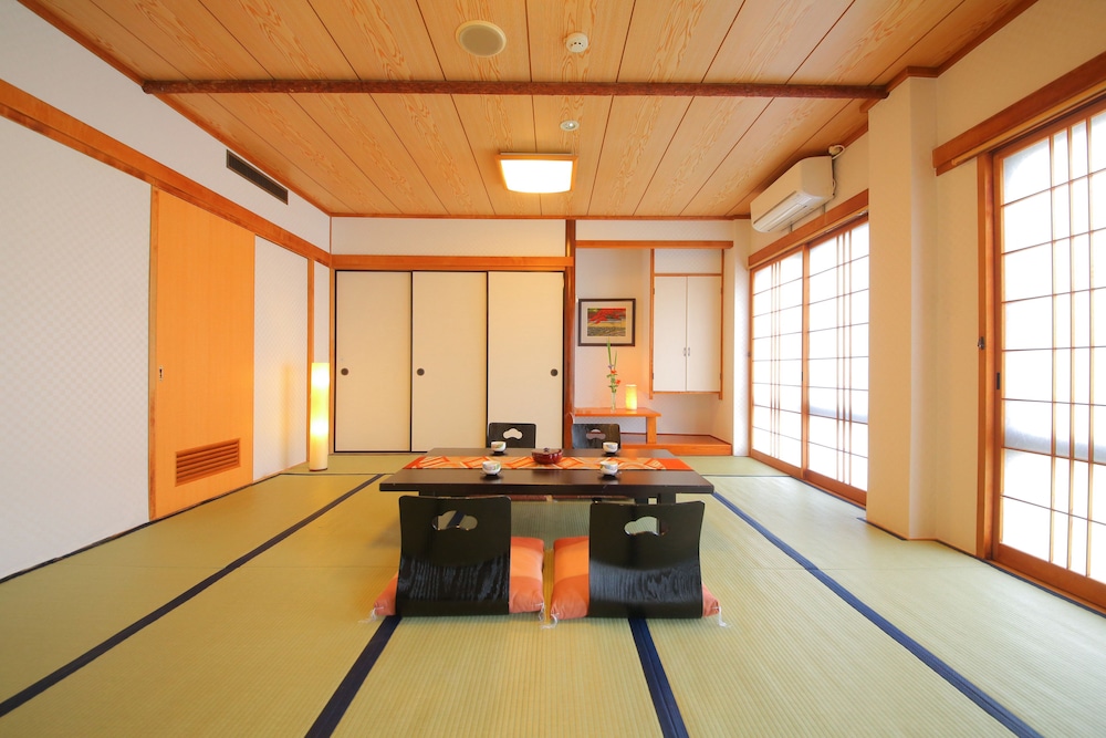 HOTEL MEIJIYA 47/66