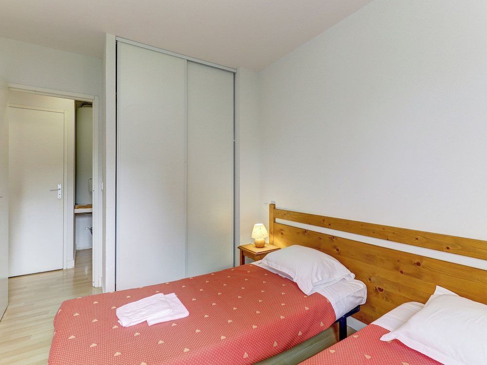 2 Bedrooms, House, Twin Beds, Sofa
