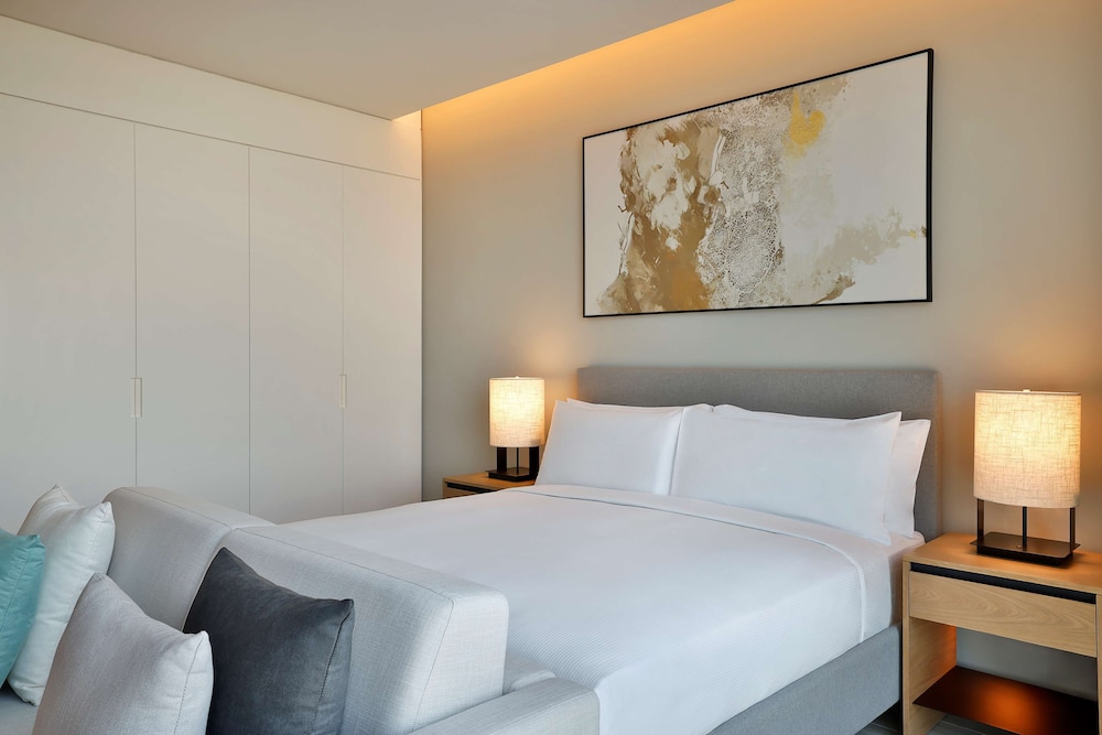 DoubleTree by Hilton Abu Dhabi Yas Island Residences 16/45