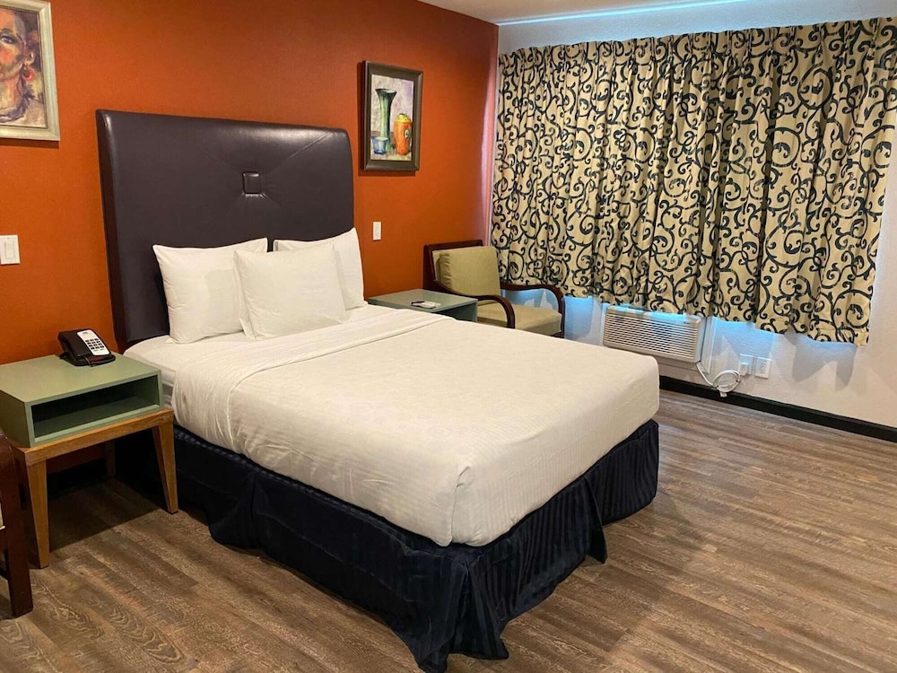 Motel6 Ridgecrest, CA -China Lake 10/51