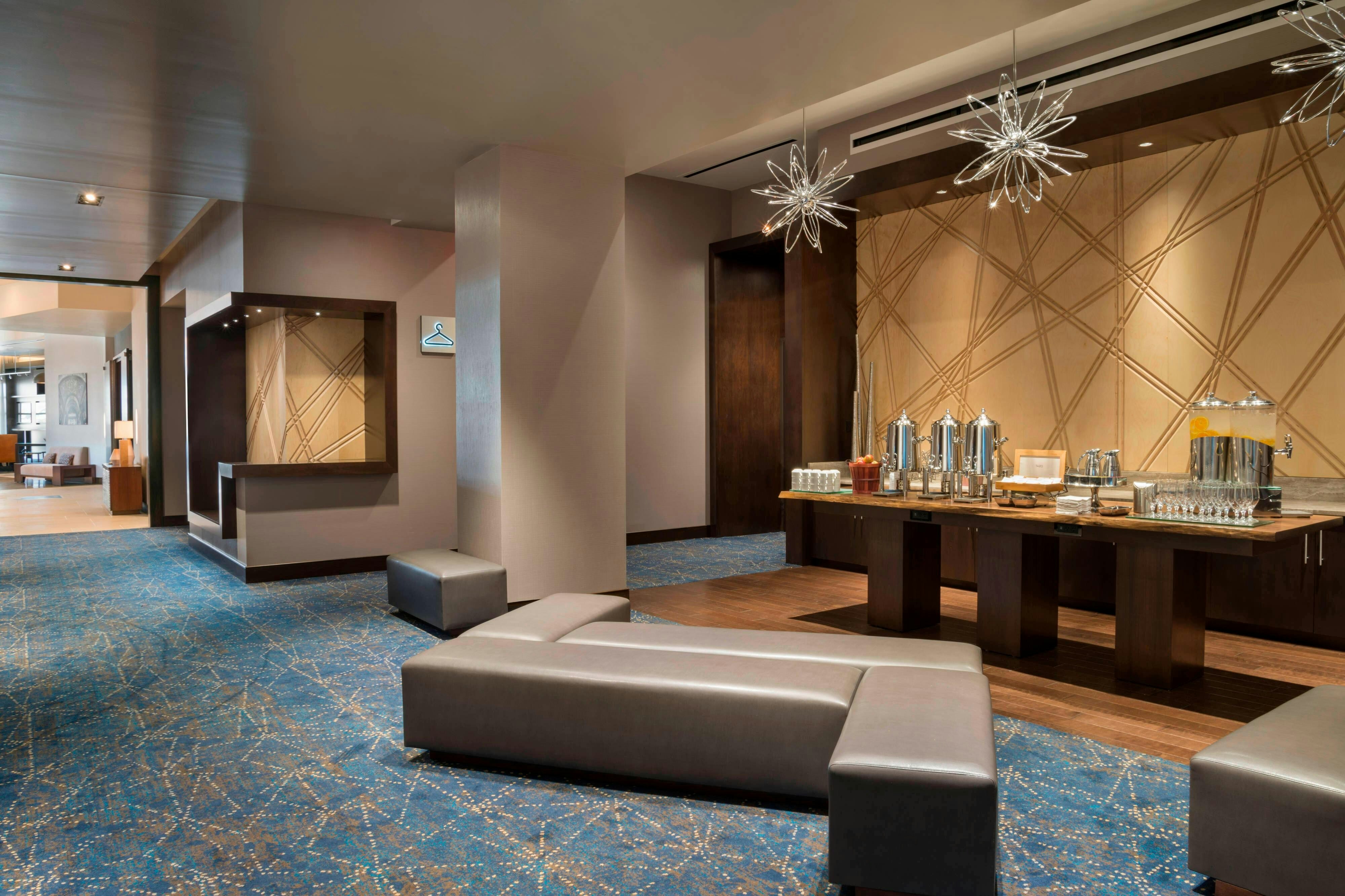 Buffalo Marriott at LECOM HARBORCENTER 14/27