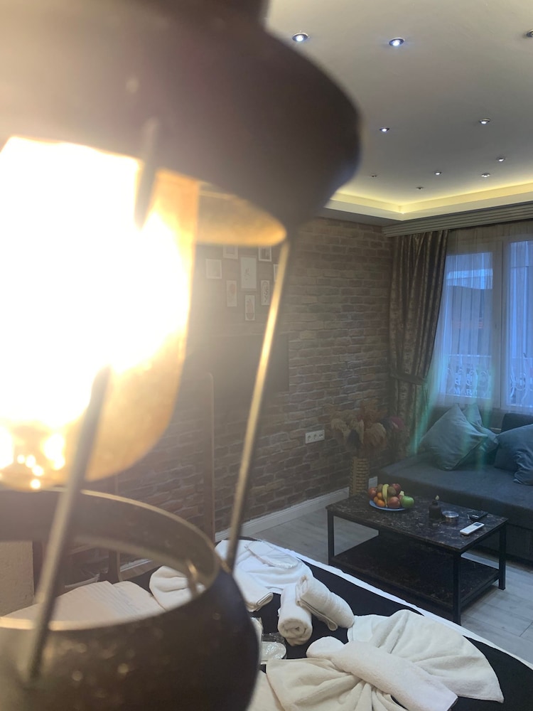 Nova Park Hotel and Suite 27/50