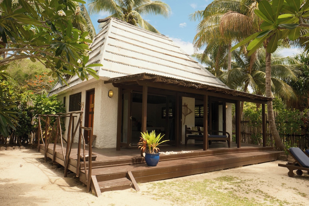Navutu Stars Resort 8/63