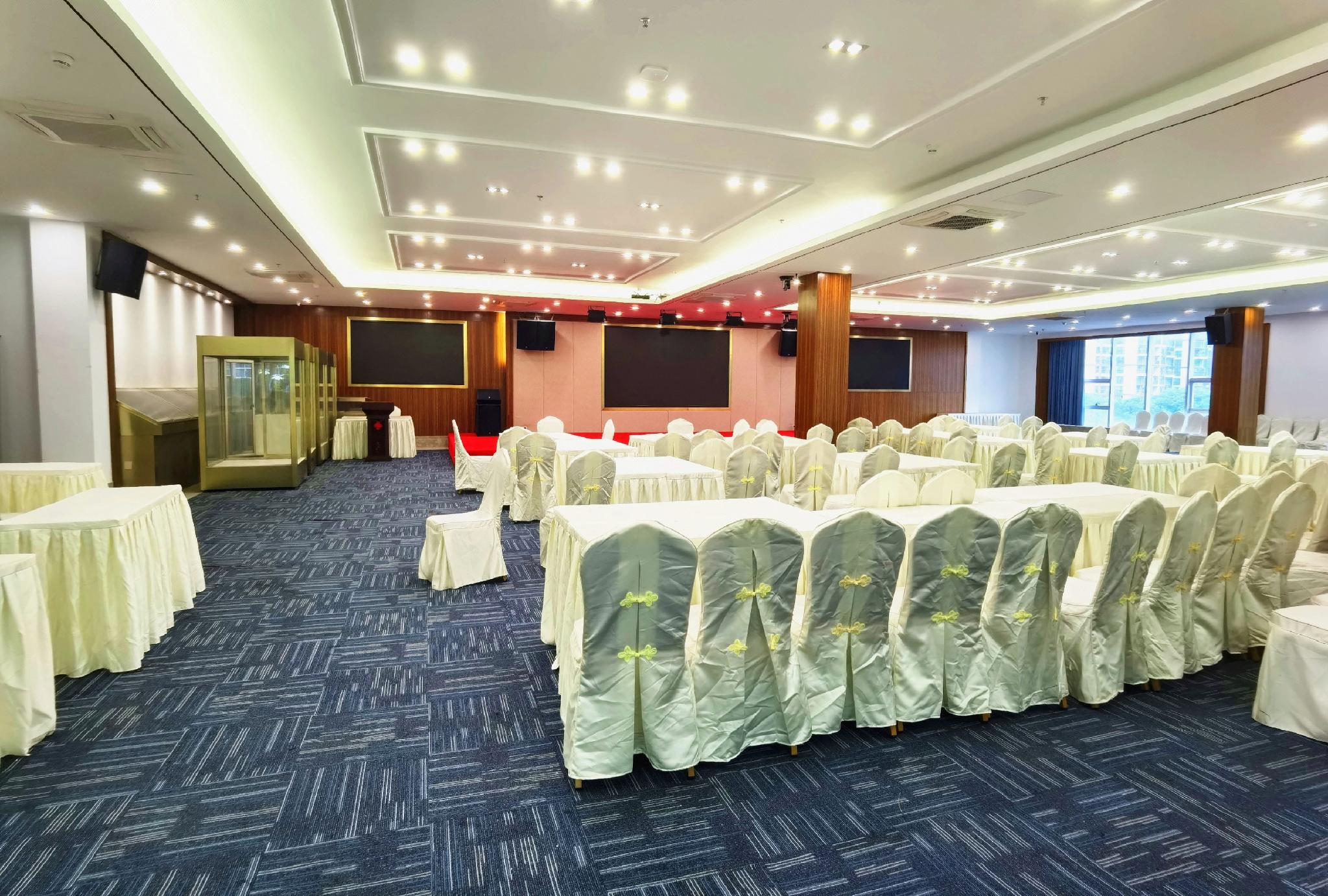 Lavande Hotel (Shenzhen Airport, Fuyong Metro Station) 34/45