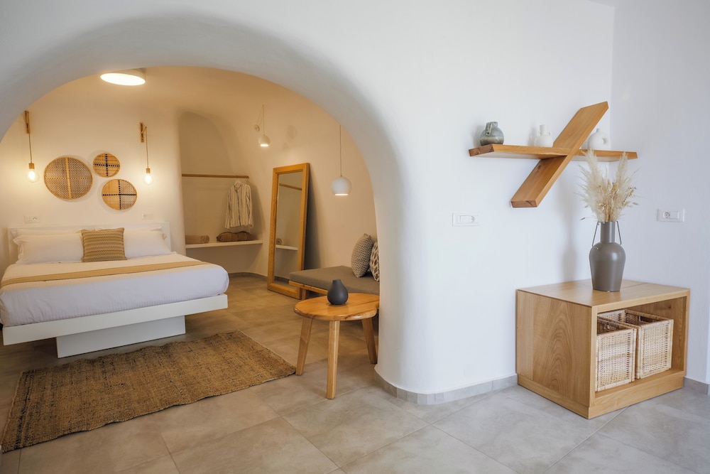 Valery Suites 13/54