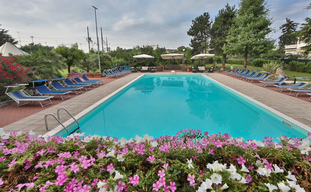Best Western Plus Soave Hotel 69/74
