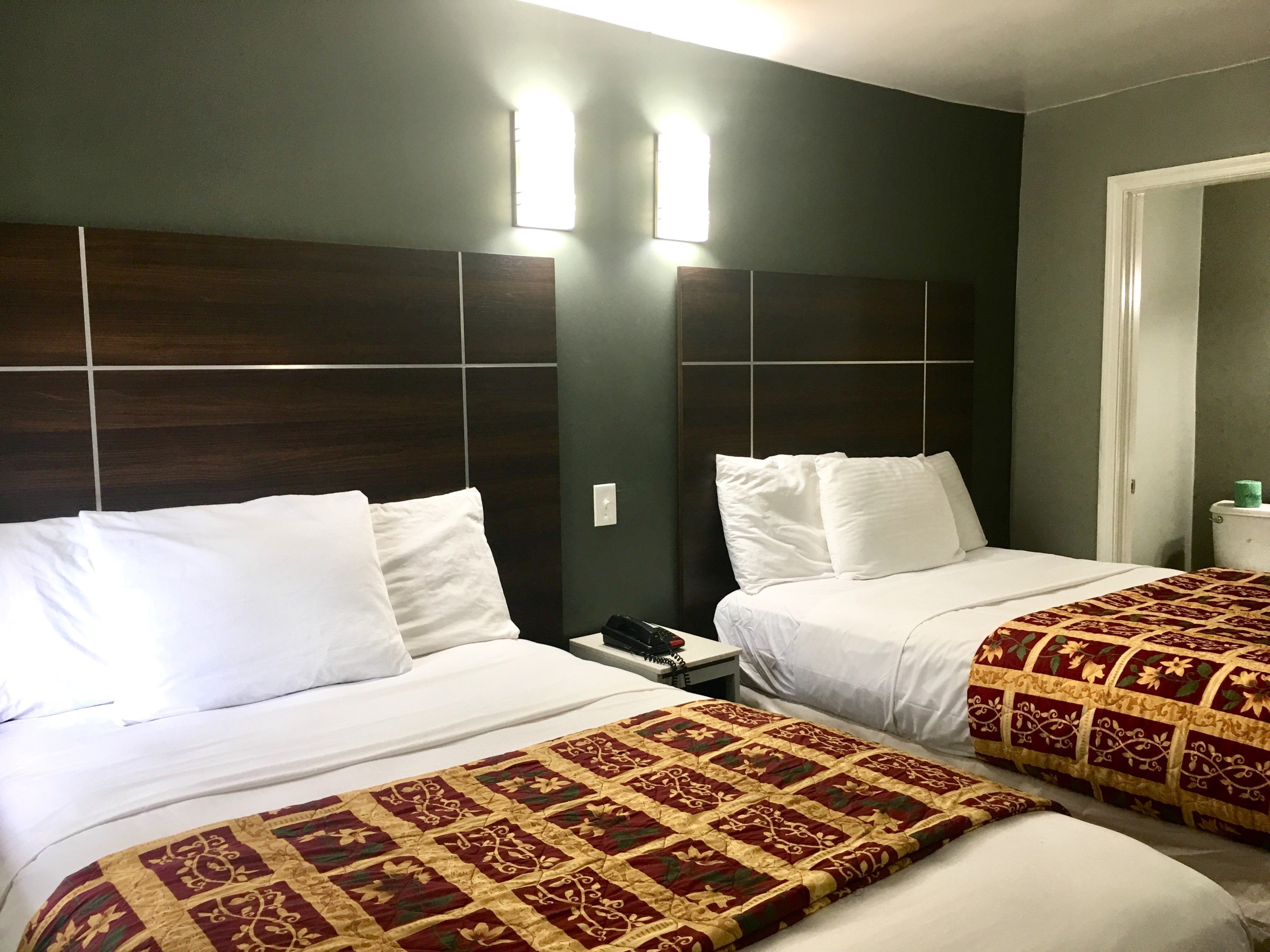 Red Carpet Inn - Norristown 20/34