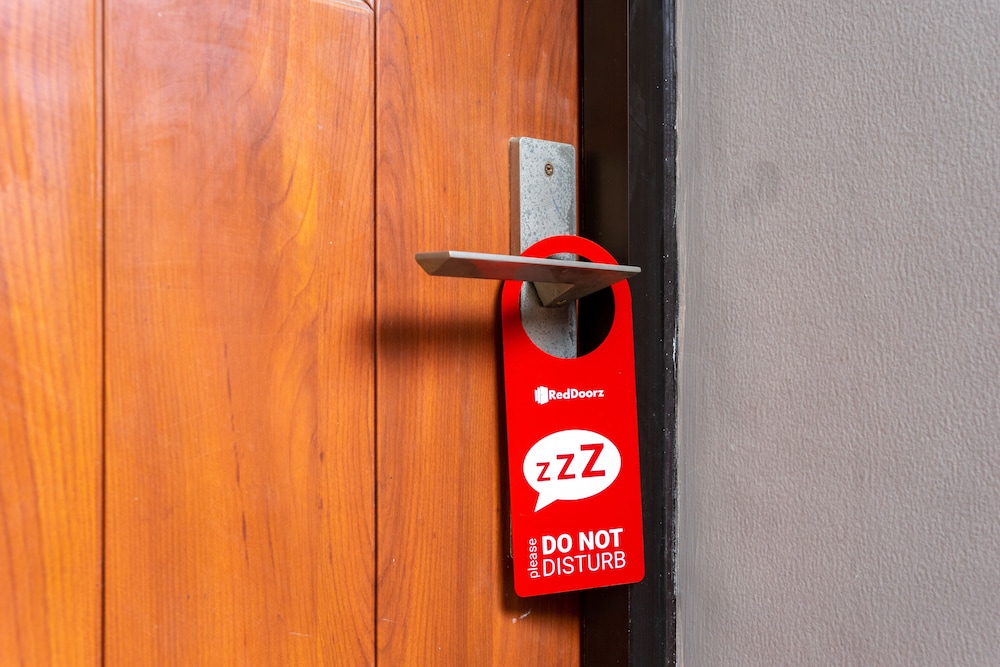 RedDoorz Plus @ Sawah Besar 20/29