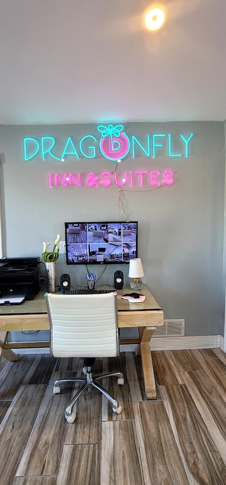Dragonfly Inn & Suites - Hastings 46/60