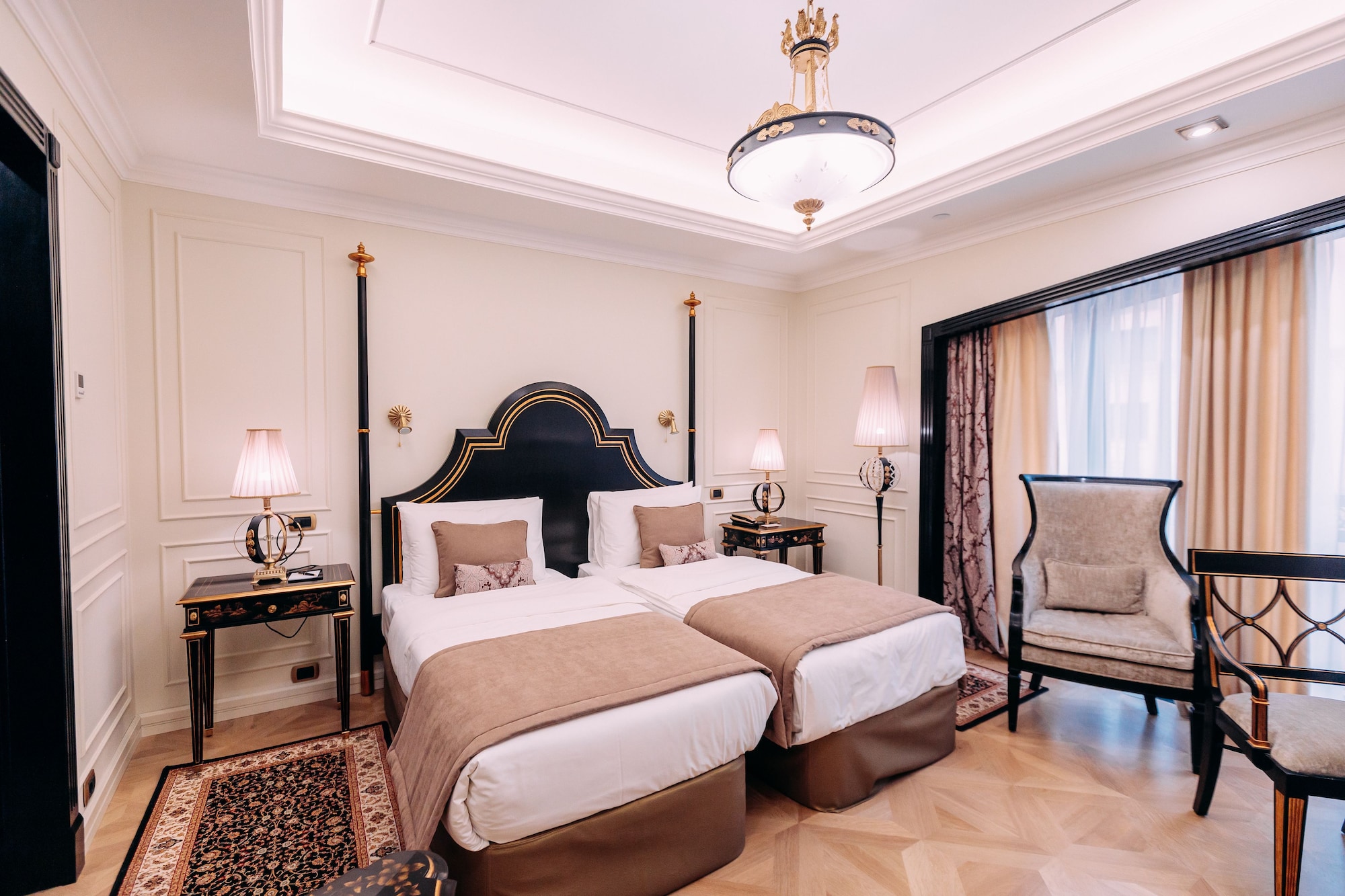 غرفة ديلوكس بسرير كينج، Golden Palace Hotel Yerevan 4/7