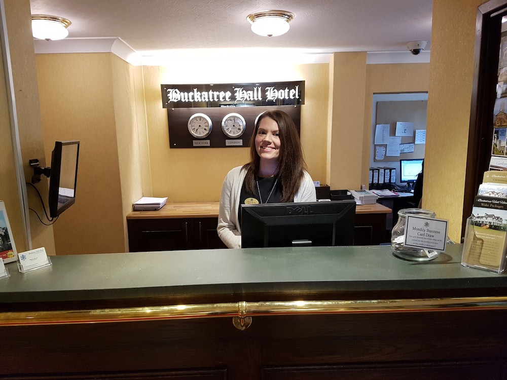 Buckatree Hall 6/69