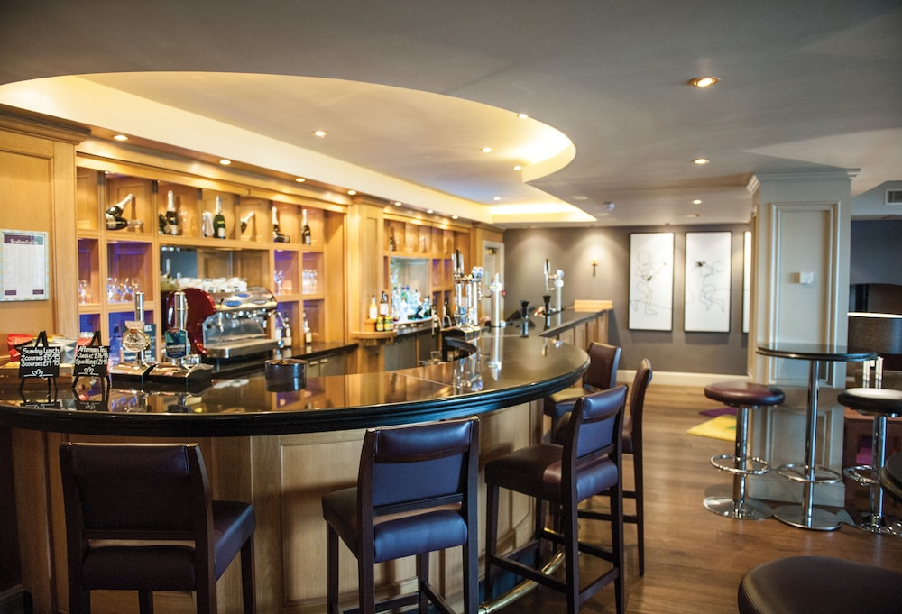 Cottons Hotel And Spa 56/70