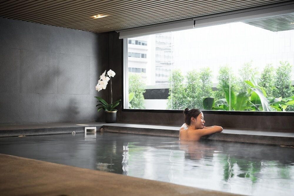 Avani Ratchada Bangkok Hotel 35/67