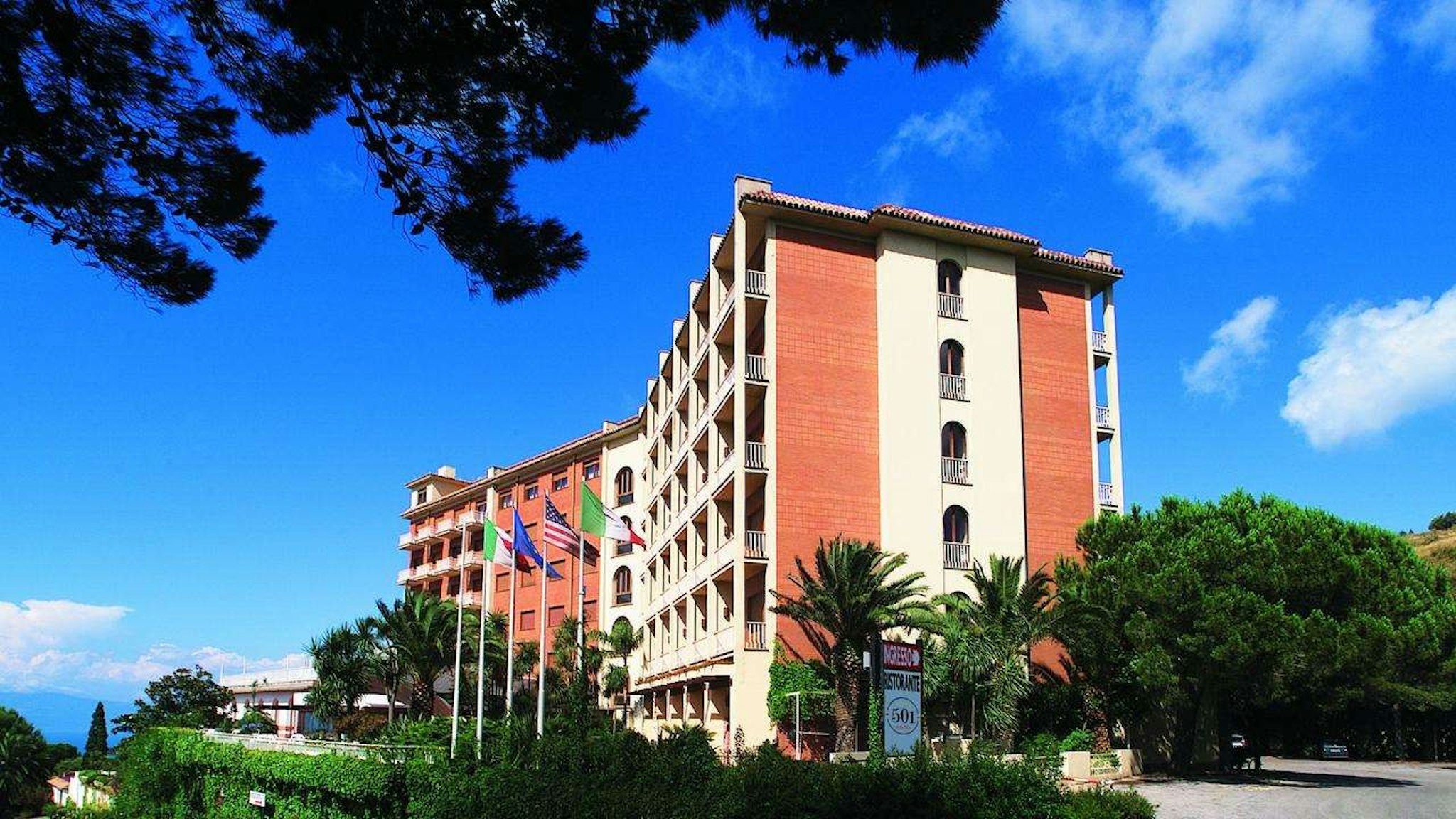 Hotel 501 1/46