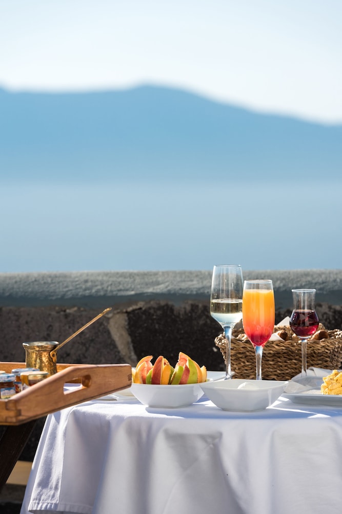 Adamant Suites - Adults Only 46/69
