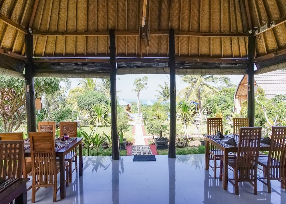 Penida Sunset Ocean View Bungalows 39/59