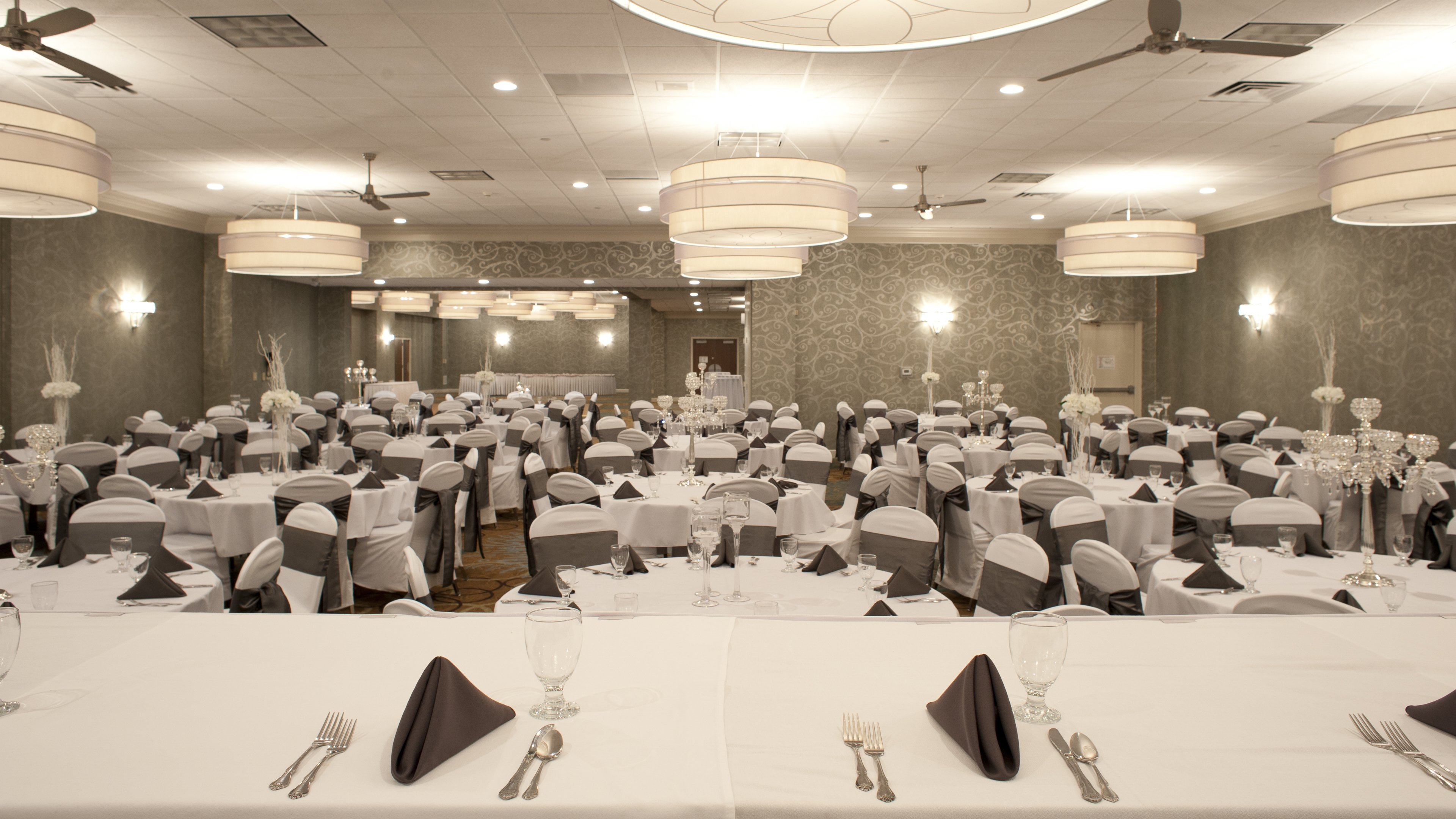 Holiday Inn Rock Island - Quad Cities 71/80