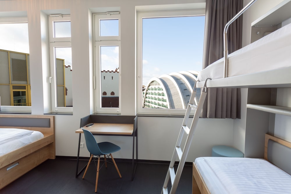 Aletto Kudamm Hotel Hostel 20/86