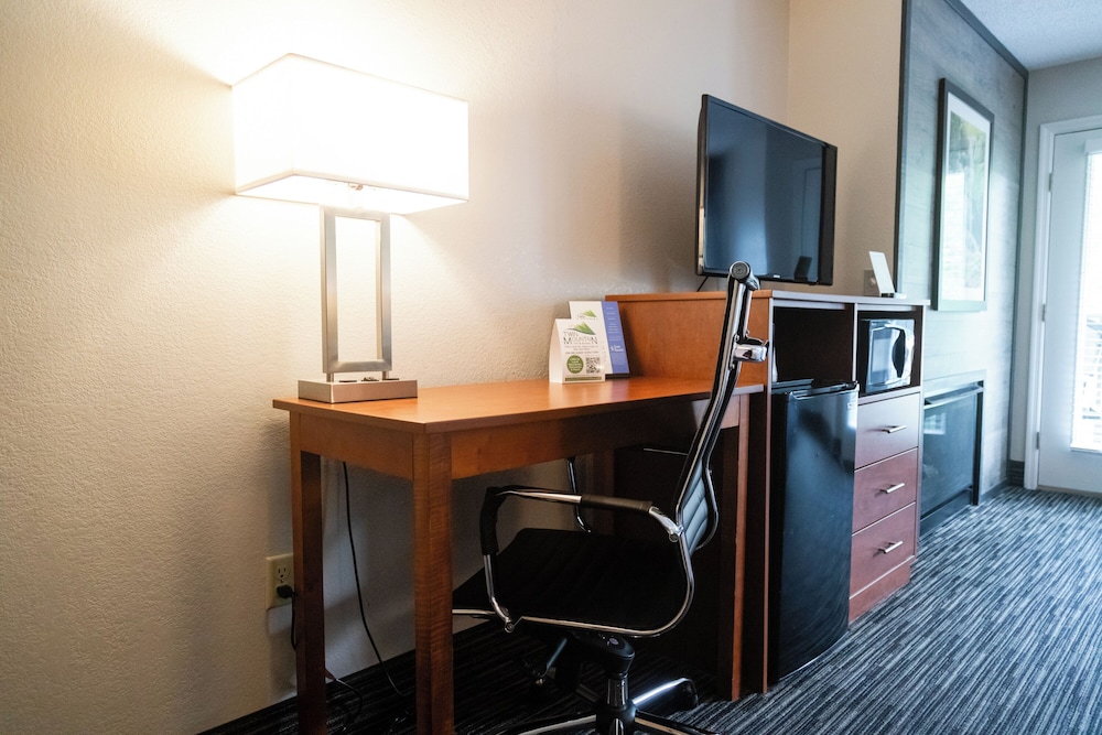 Twin Mountain Inn & Suites 41/71