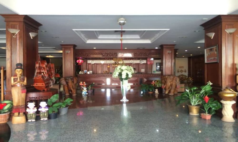 Angkham Hotel 6/46