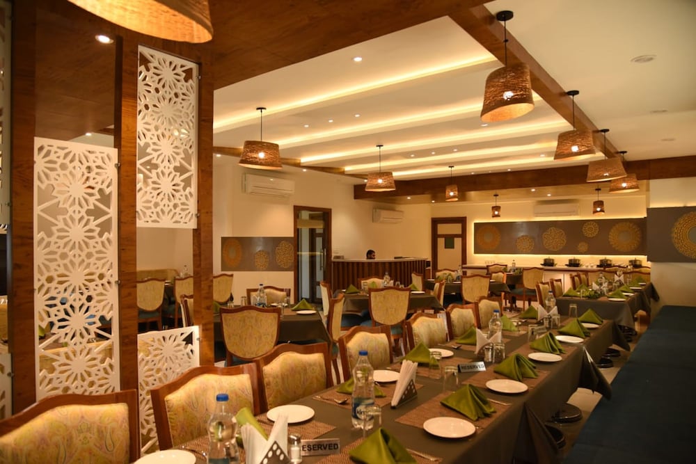 Hotel Narayanam 16/21