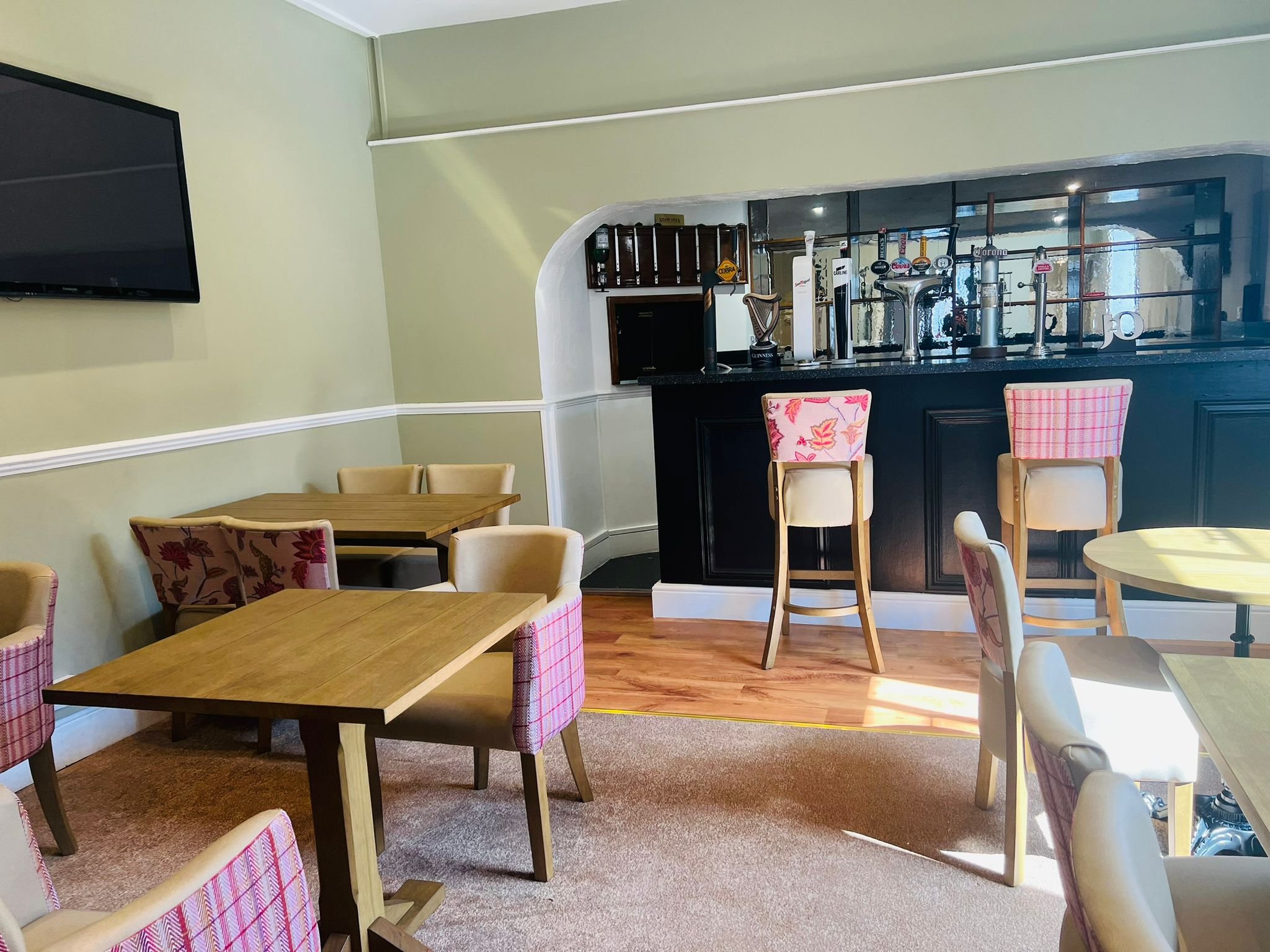 OYO Rothwell House Hotel 16/19