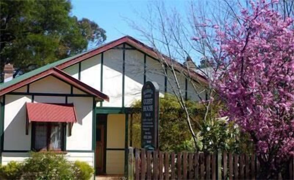BELGRAVIA MOUNTAIN GUEST HOUSE 1/22
