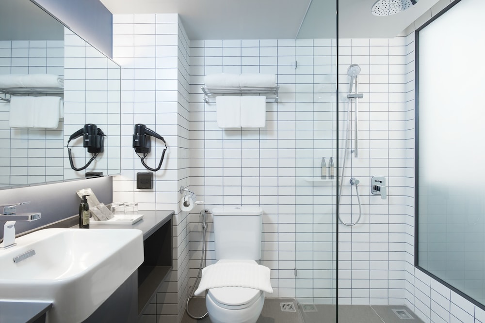 The Quarter Hotel Silom By UHG 67/68