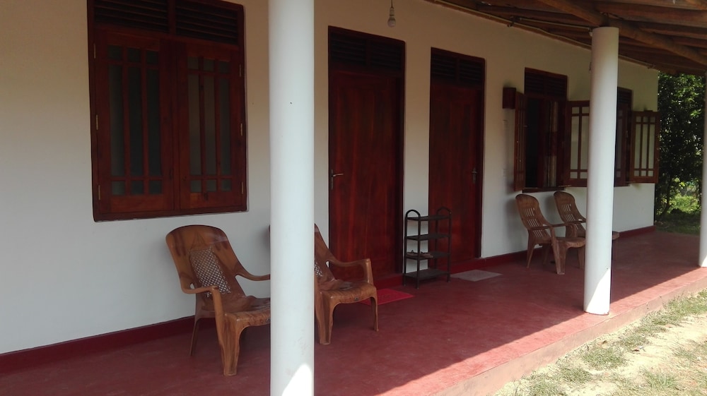 Ranmitha Villa 4/40