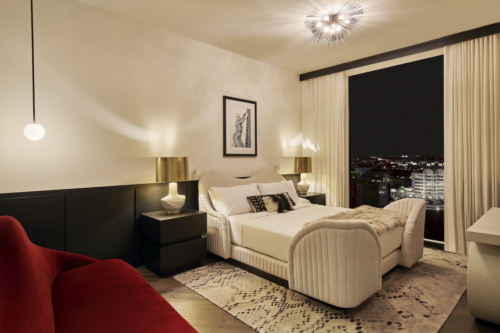 PENTHOUSE, SUITE, KING BED