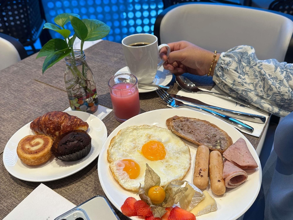 Novotel Johor Bahru City Centre 57/75