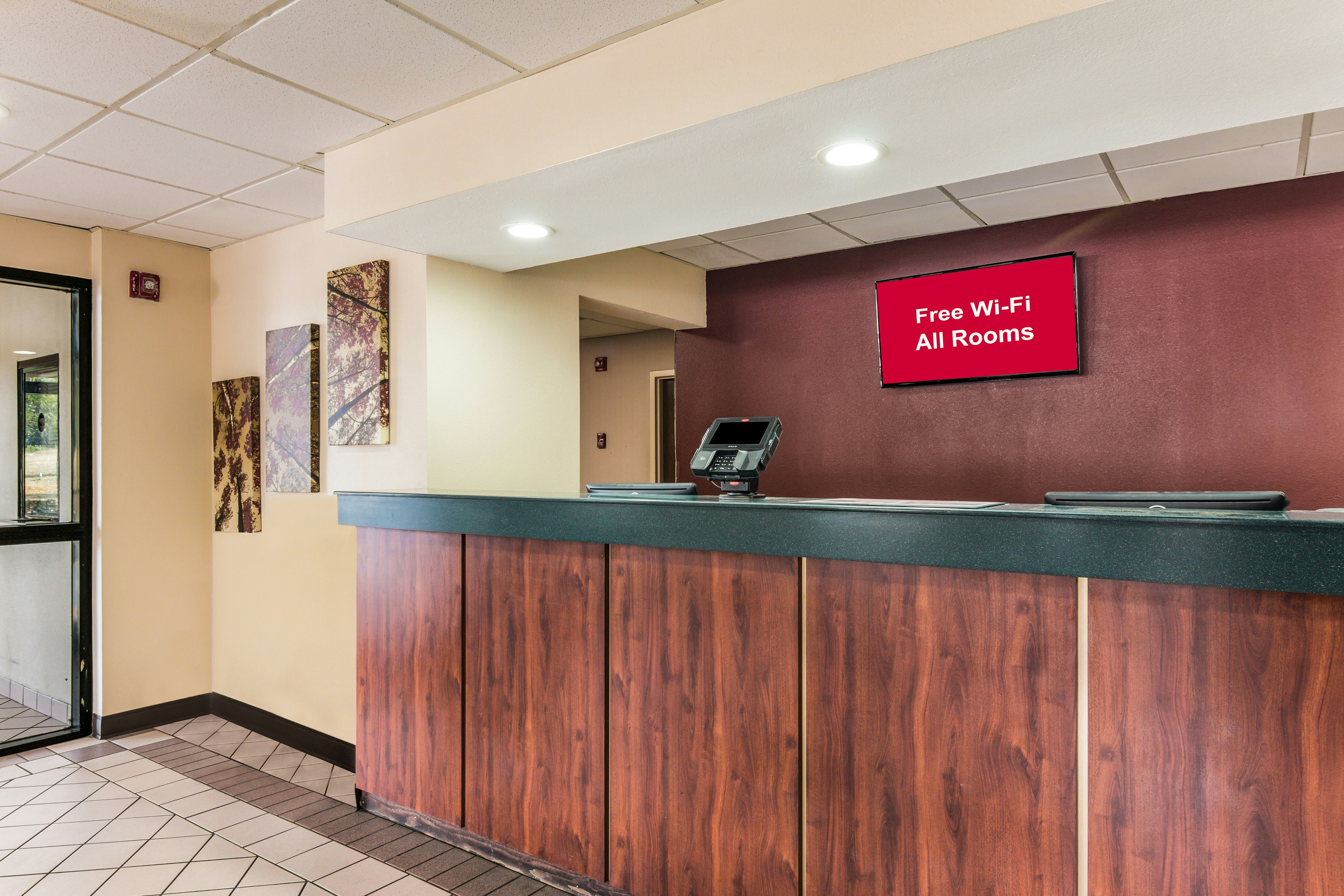 Red Roof Inn Texarkana 4/10