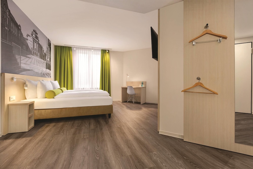 Super 8 by Wyndham Chemnitz 25/57