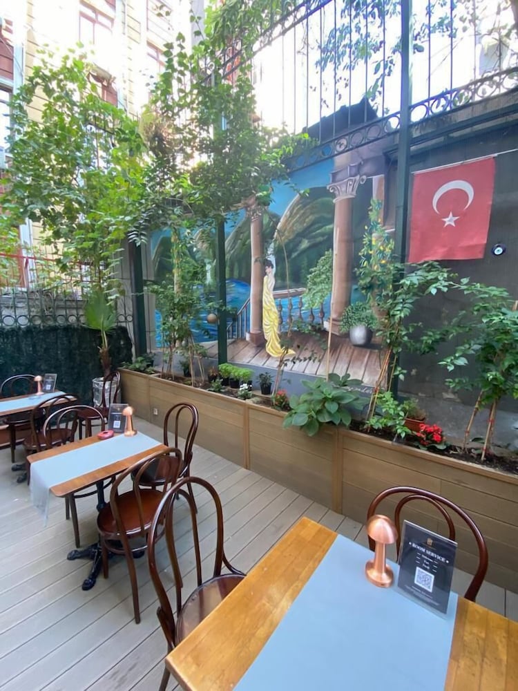 Lina Hotels Taksim Pera 53/63