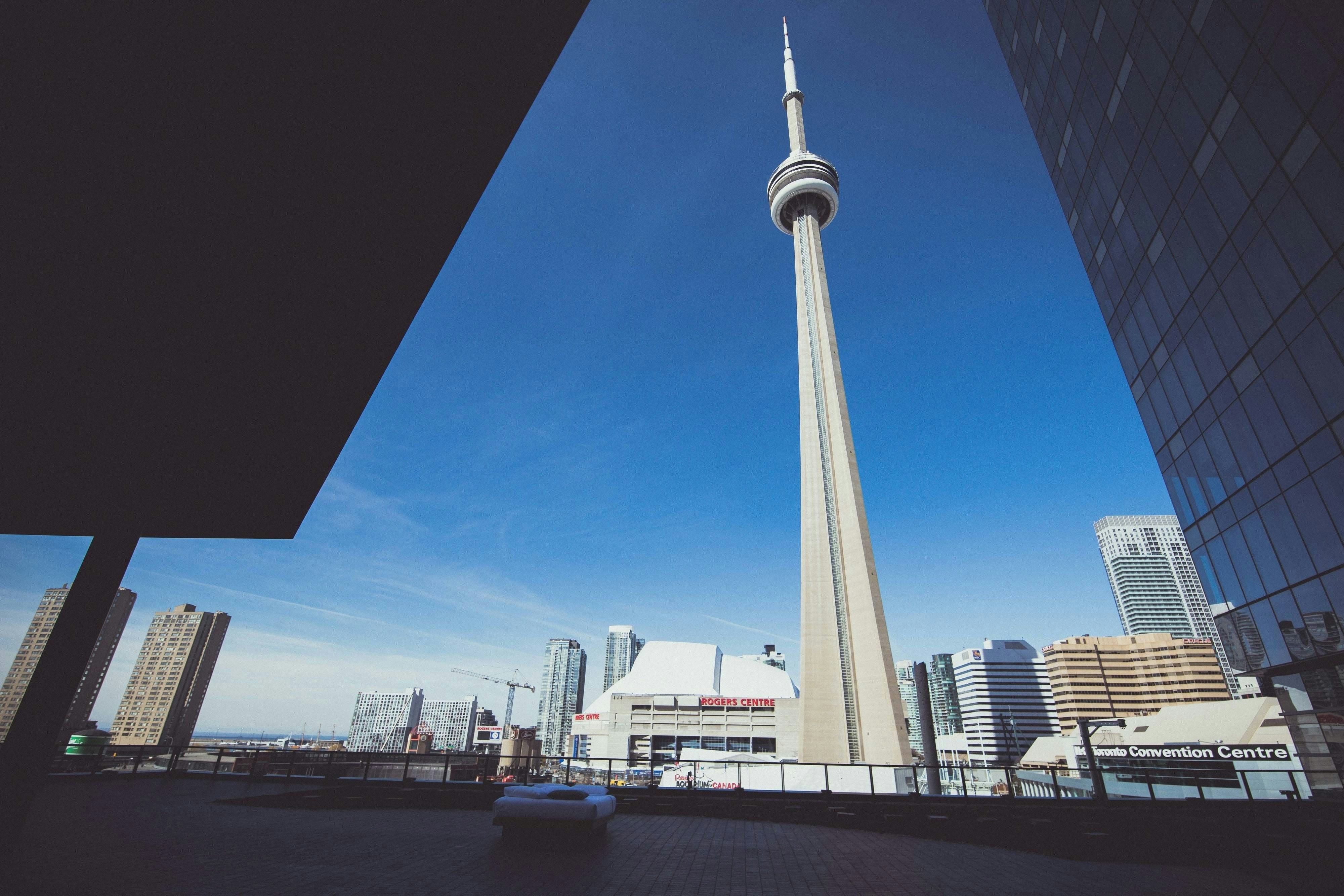 Delta Toronto 50/54
