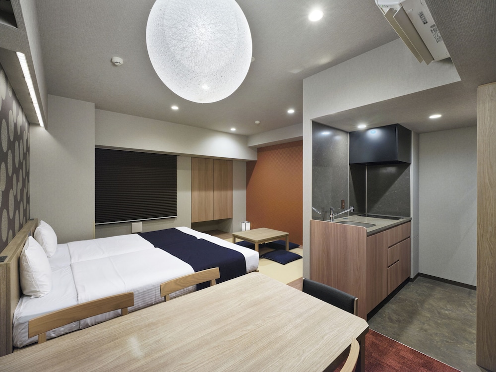 MONday Apart Premium Nihonbashi 16/45