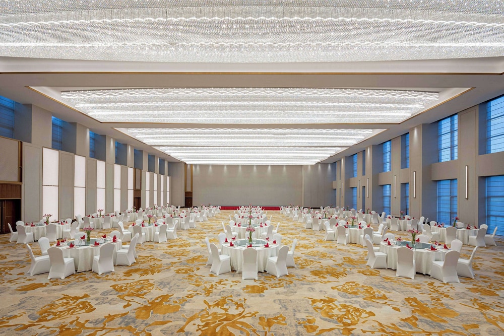 Ramada by Wyndham Taizhou West 62/69