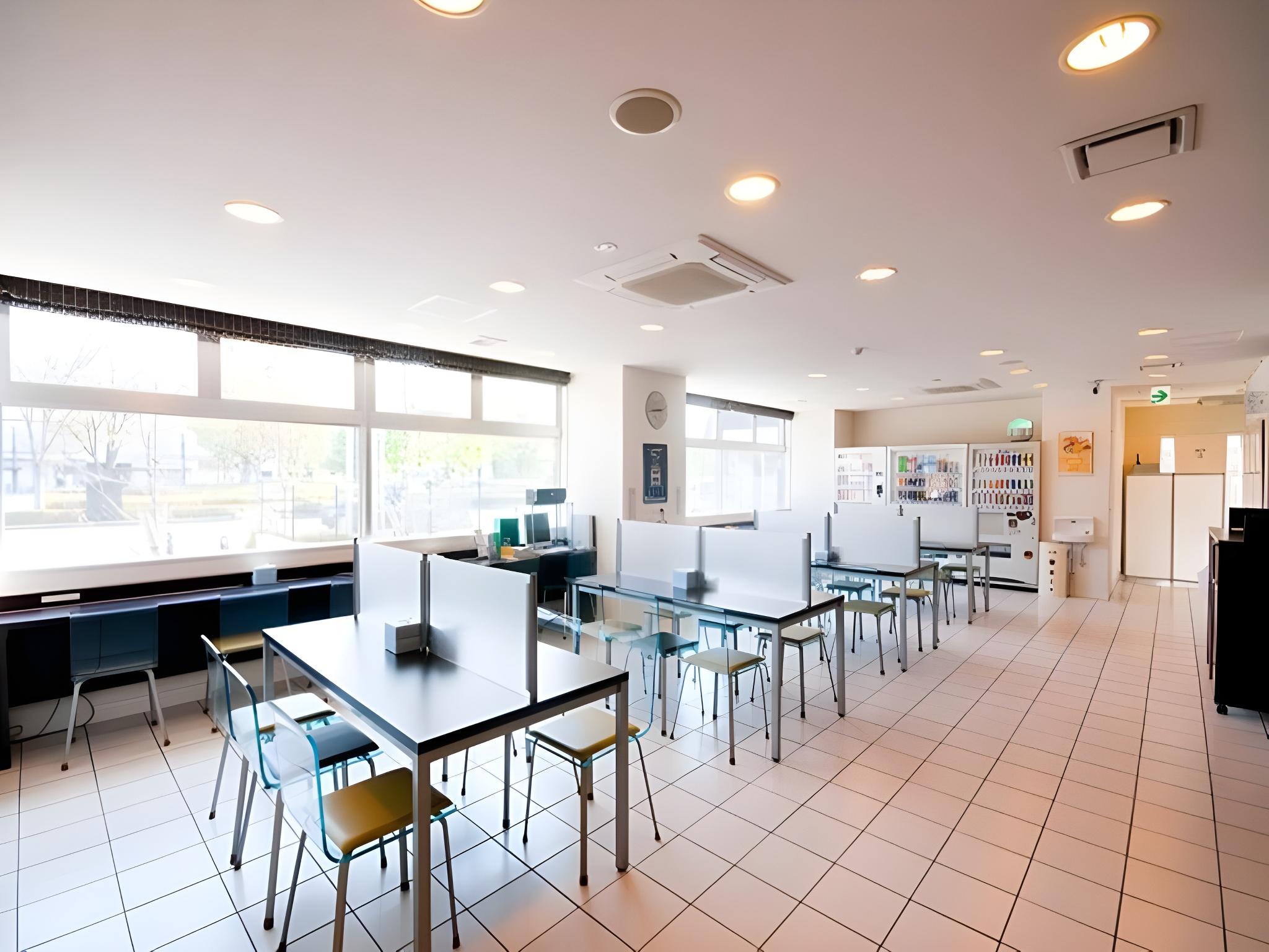 Super Hotel Hofu Ekimae 22/23