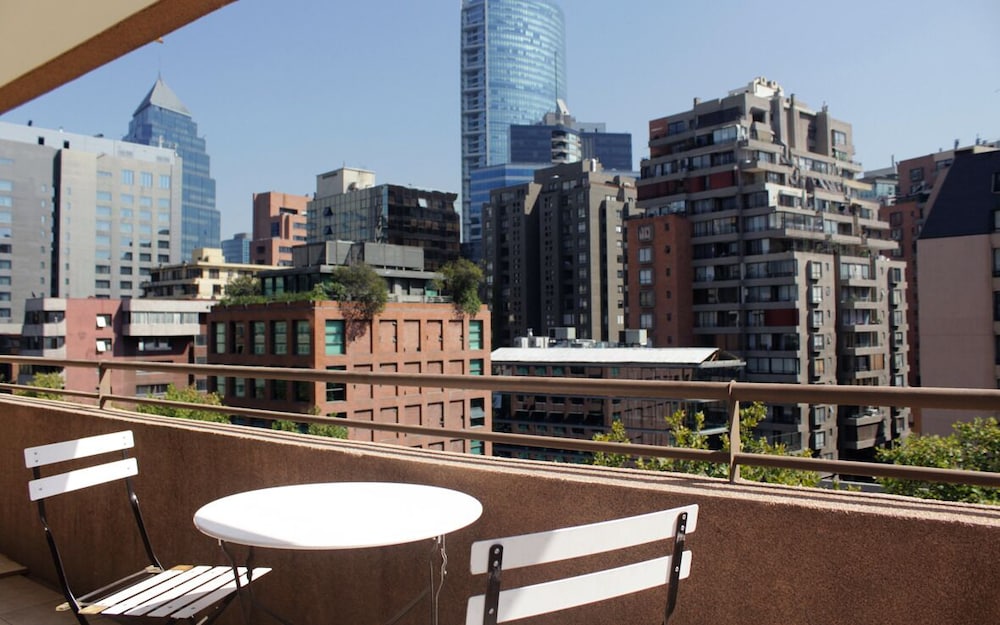 Apartamentos Costanera Centre 43/50
