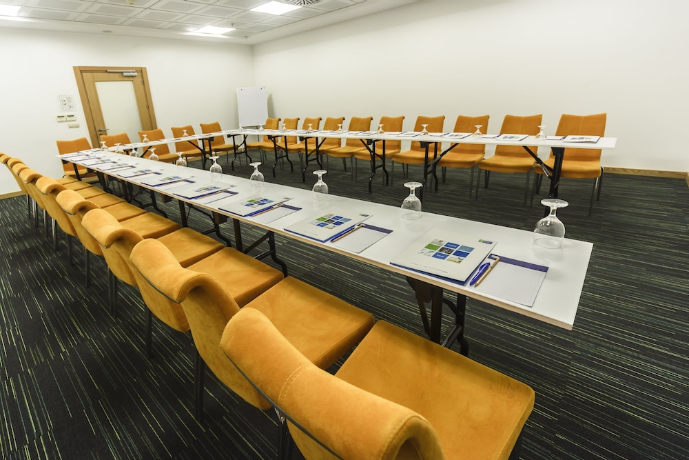 Holiday Inn Express Istanbul - Altunizade 37/42