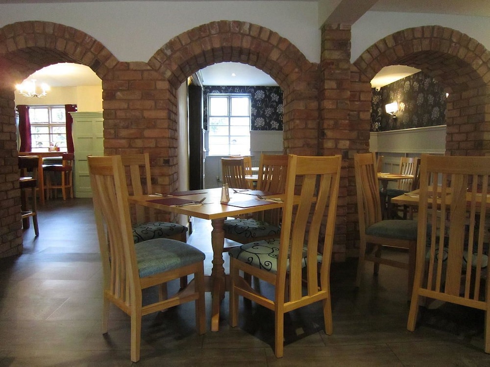 The Wheatsheaf 45/53