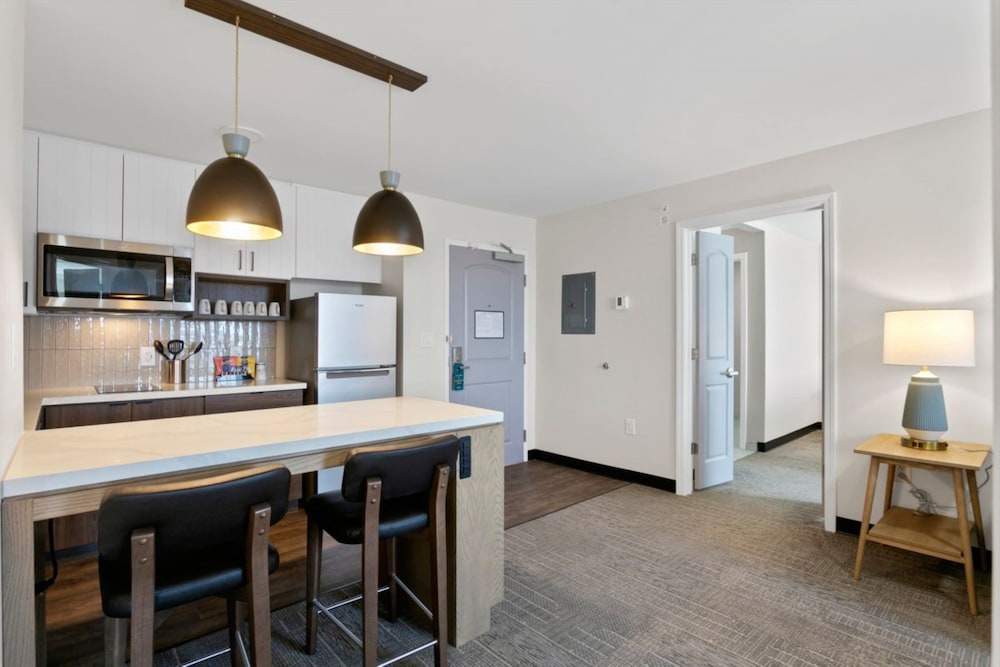 Staybridge Suites Charlotte Airport Area Tyvola An Ihg Hotel 26/31