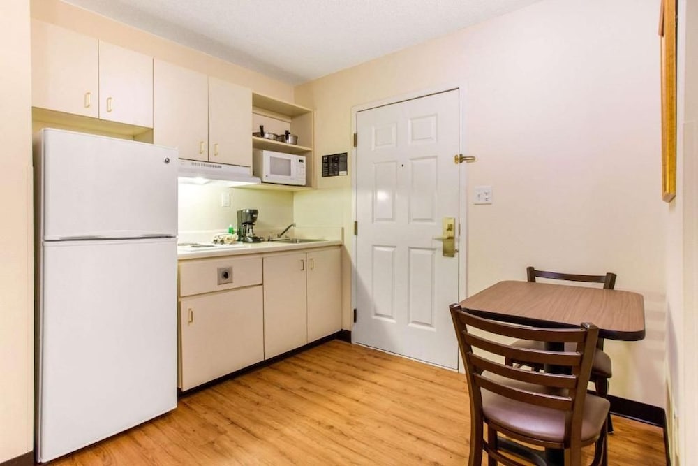 Studio 6 Extended Stay - Myrtle Beach, SC 11/60